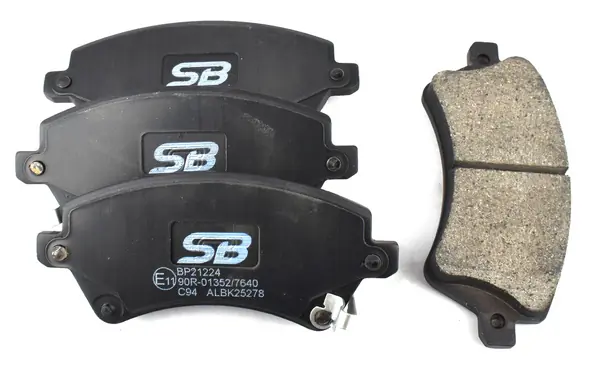 SB fékbetétkészlet, tárcsafék - BP21224 - TothCarparts