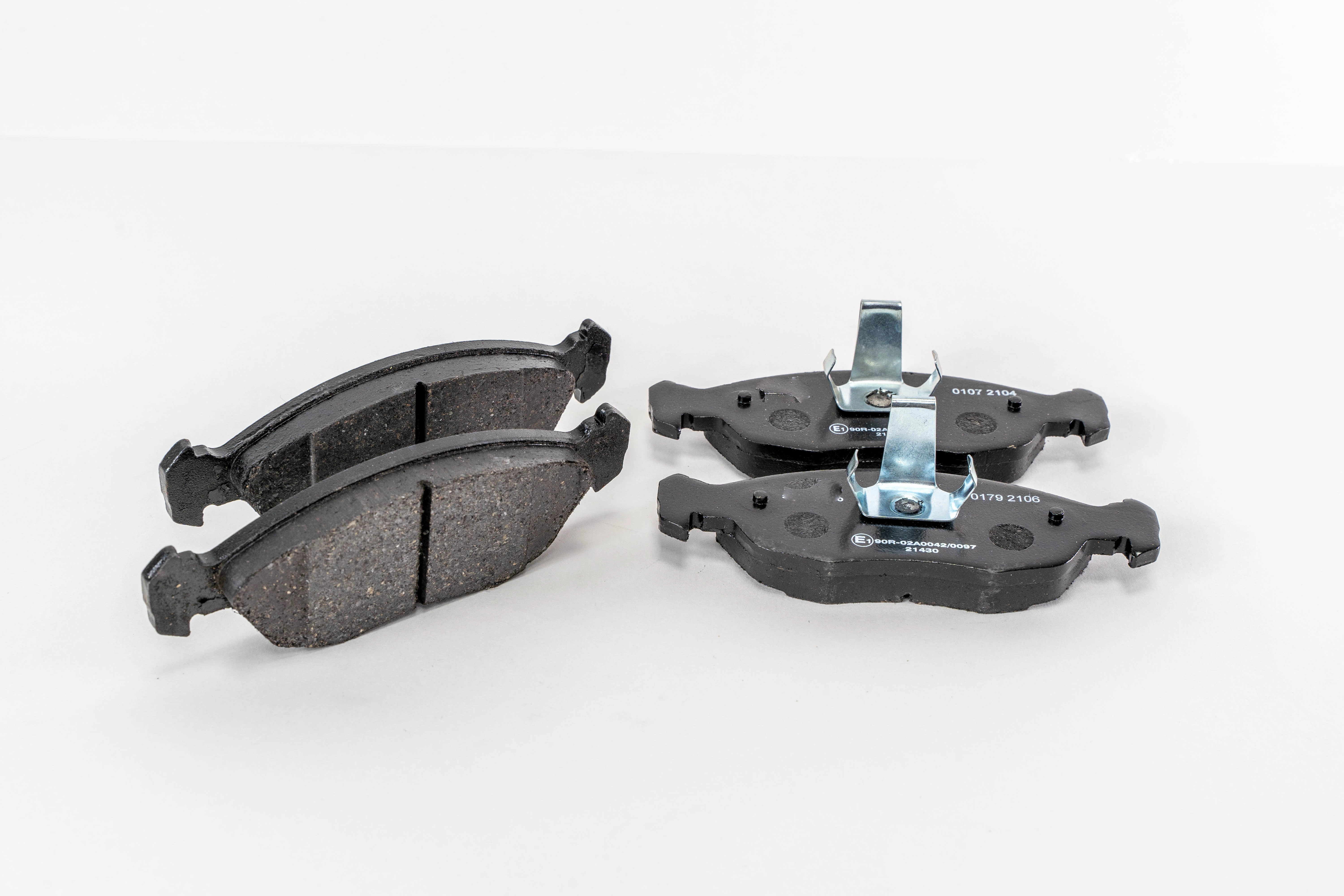 MEC-DIESEL fékbetétkészlet, tárcsafék - 570768VL - TothCarparts