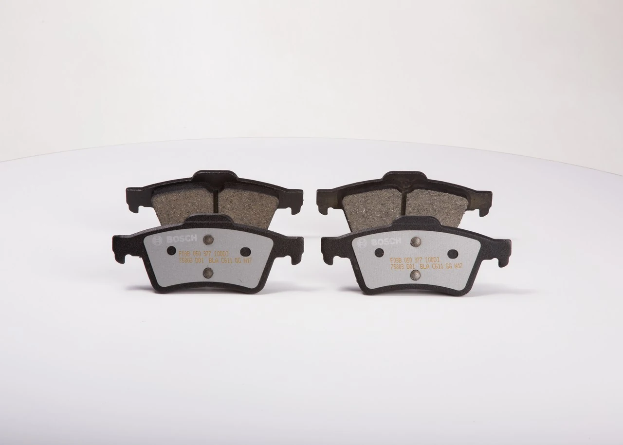 BOSCH fékbetétkészlet, tárcsafék - F 03B 050 377 - TothCarparts