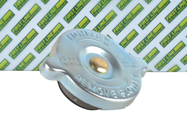 FIRST LINE Zárófedél, hűtő - FRC73 - TothCarparts