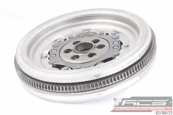 AUSTRALIAN CLUTCH Lendkerék - FVW211DM - TothCarparts