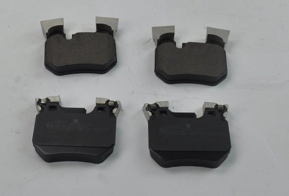 JURATEK fékbetétkészlet, tárcsafék - JCP071 - TothCarparts