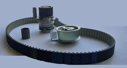 TECHNOX Vízpumpa + fogasszíj készlet - KW20339BC - TothCarparts