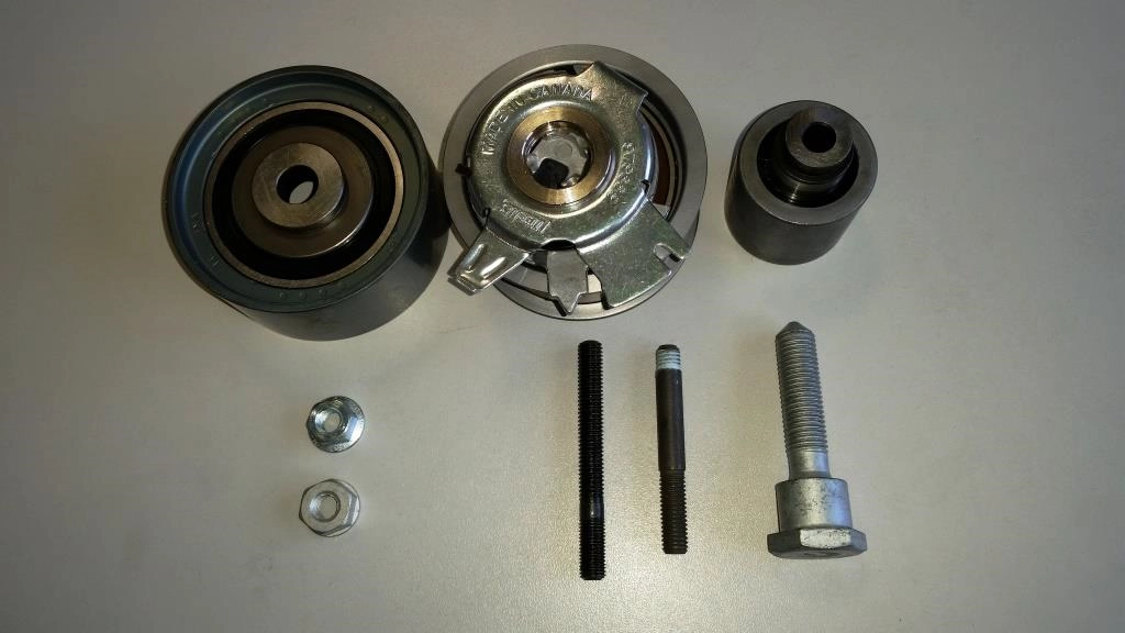 MOTAQUIP Fogasszíjkészlet - LVTT328 - TothCarparts