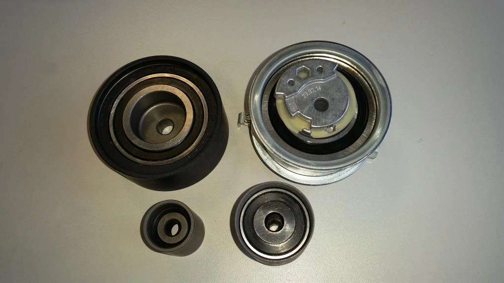 MOTAQUIP Fogasszíjkészlet - LVTT332 - TothCarparts