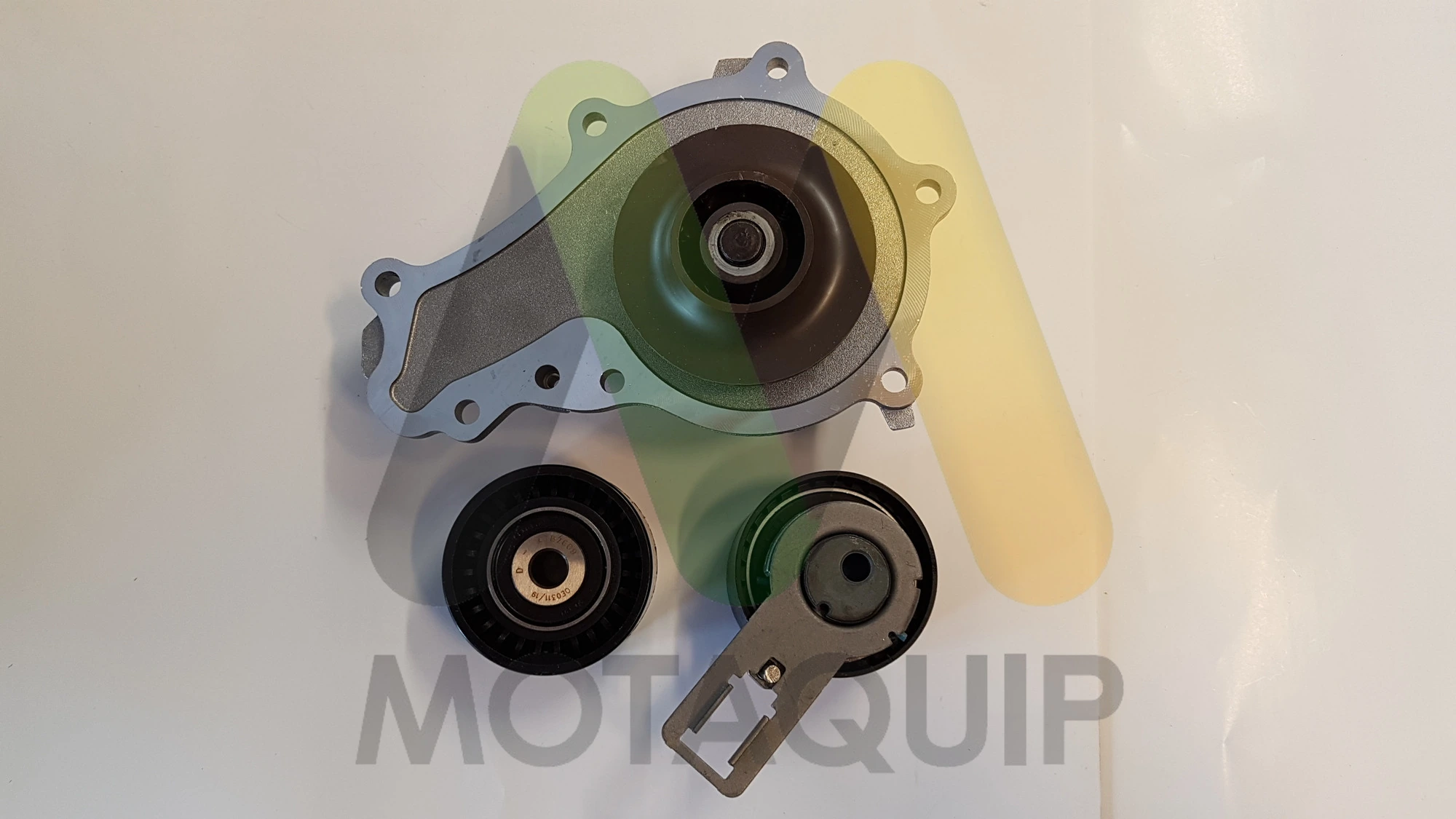 MOTAQUIP Vízpumpa + fogasszíj készlet - LVTTP119 - TothCarparts